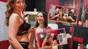 Unglaublich! Mika fickt mich mit Riesendildo auf Gyn-Stuhl!